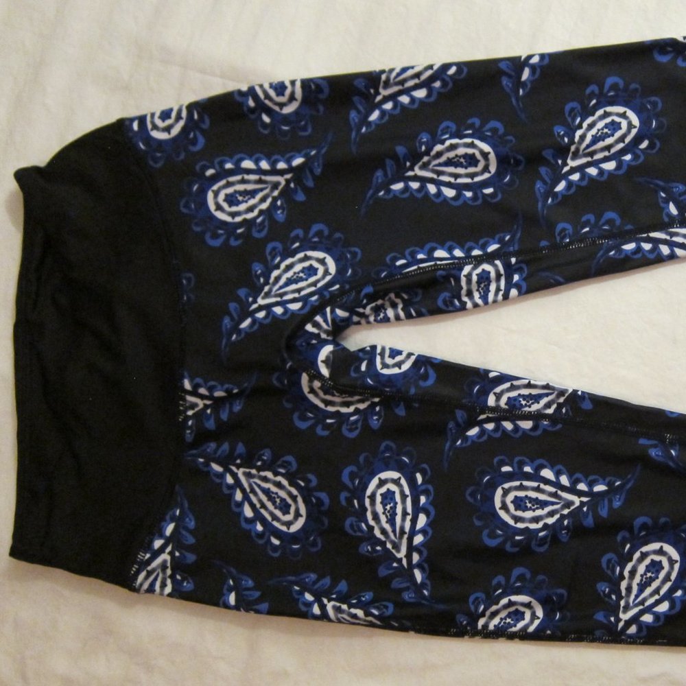 PrismSport XS NWOT Capri - Black and Blue